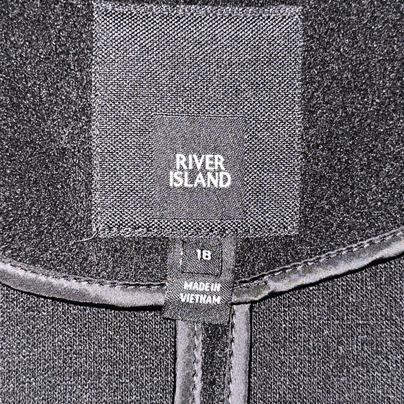 River Island Black Villanelle Coat Long w/ Faux Fur & Detachable Collar - Picture 7 of 13